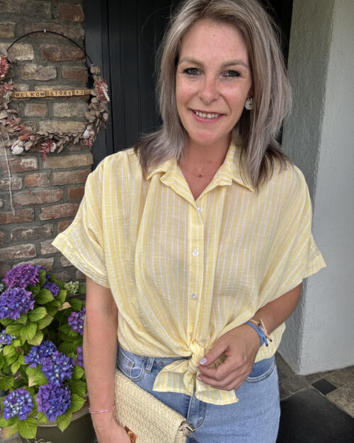 Oversized striped blouse geel