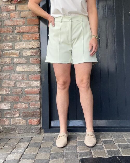 Short mint