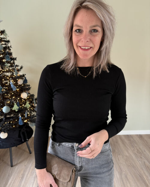 Basic longsleeve zwart