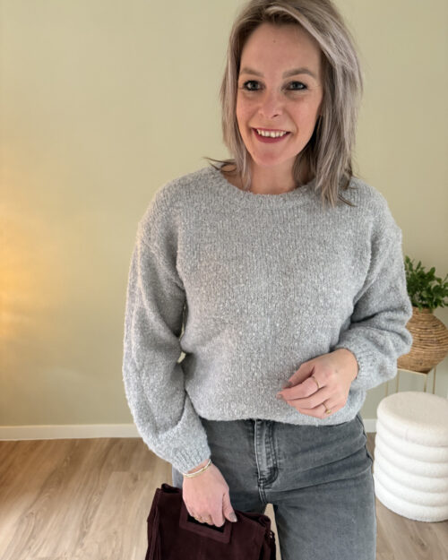 Knitted sweater grijs