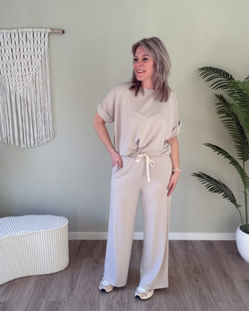 Twinset taupe met ribje