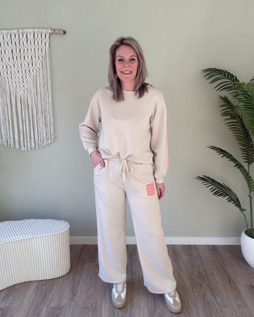 Twinset beige met roze streep