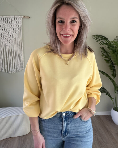 Spring sweater geel