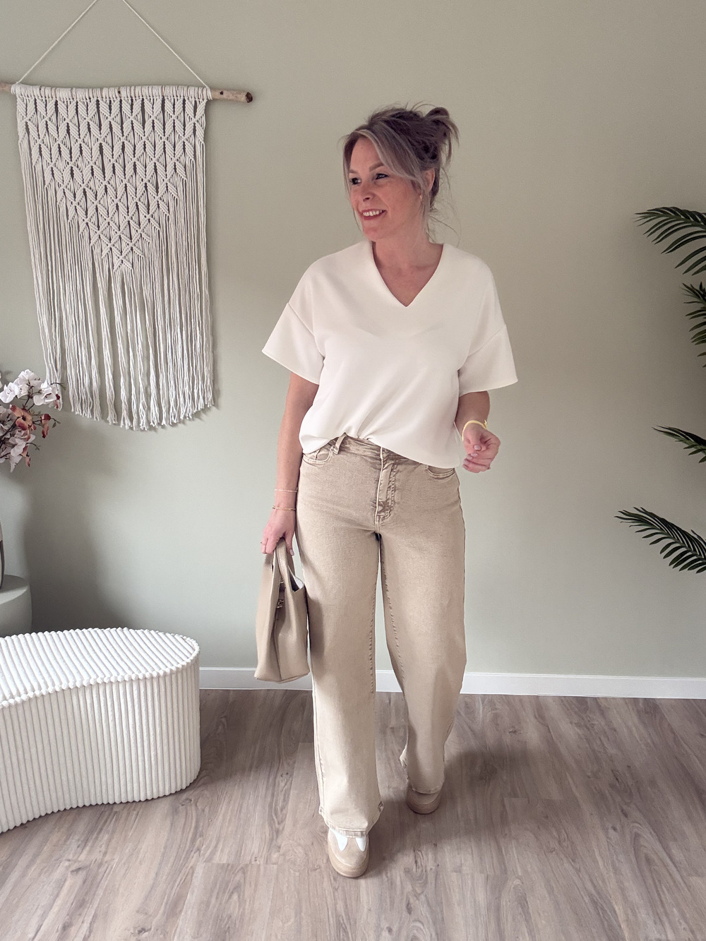 Top met v-hals ecru - Afbeelding 2