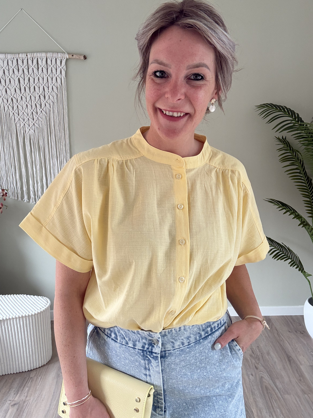 Summer blouse geel