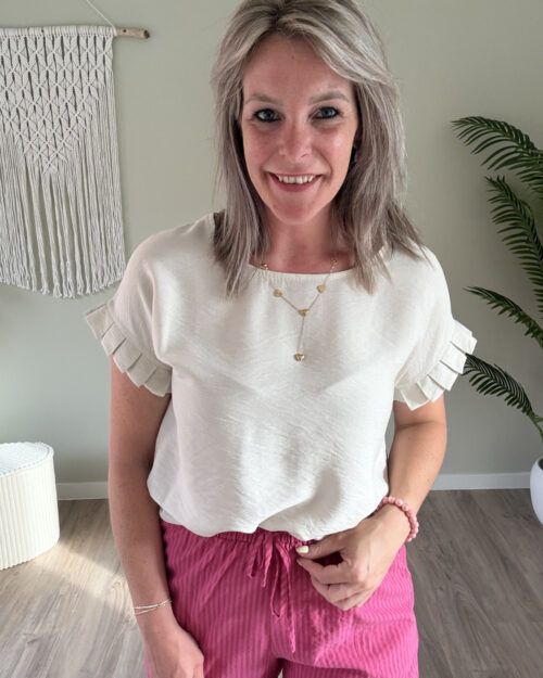 Ruffle top ecru