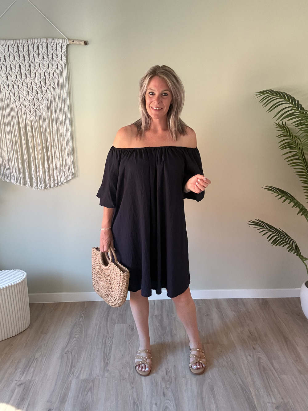 Off-shoulder dress navy