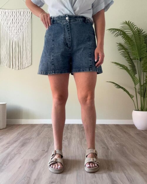 Donkere jeans short