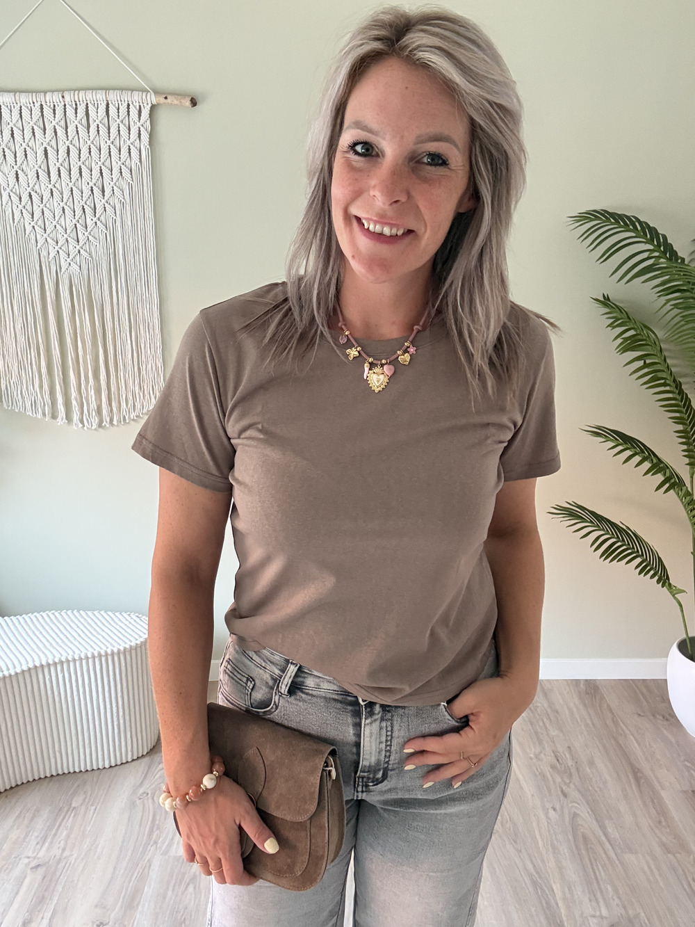 Basic tee taupe