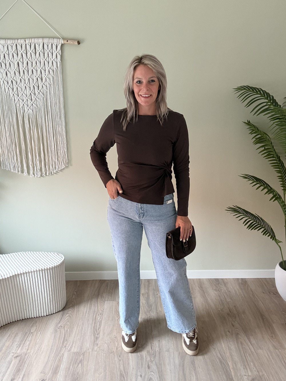 Blouse met twist choco - Afbeelding 2