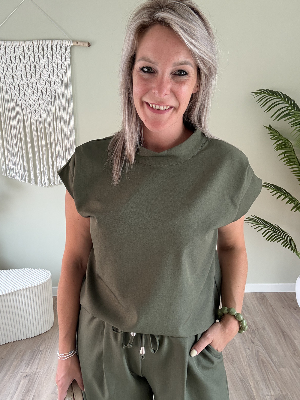 Blouse-top army