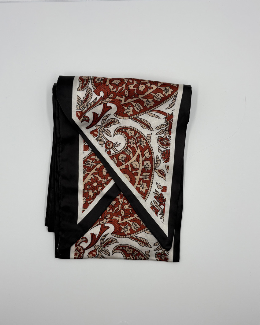 Sjaaltje zwart-bordeaux print