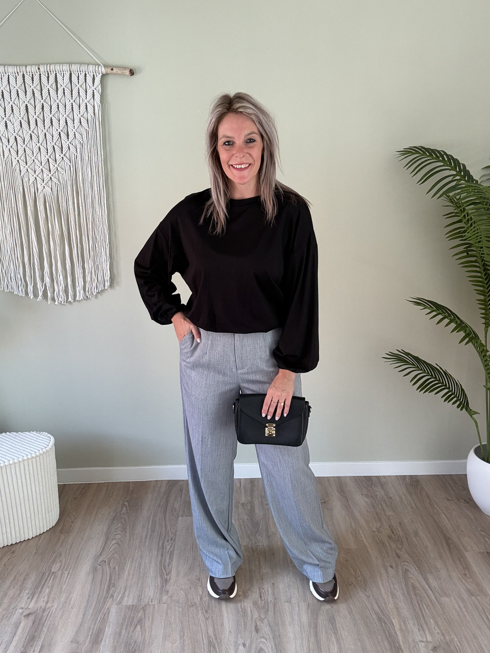 Basic sweater met elastiek zwart - Afbeelding 2
